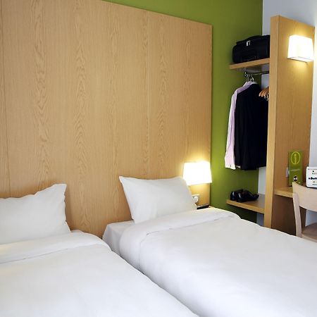 B&B Hotel Aix En Provence Le Tholonet Exterior foto